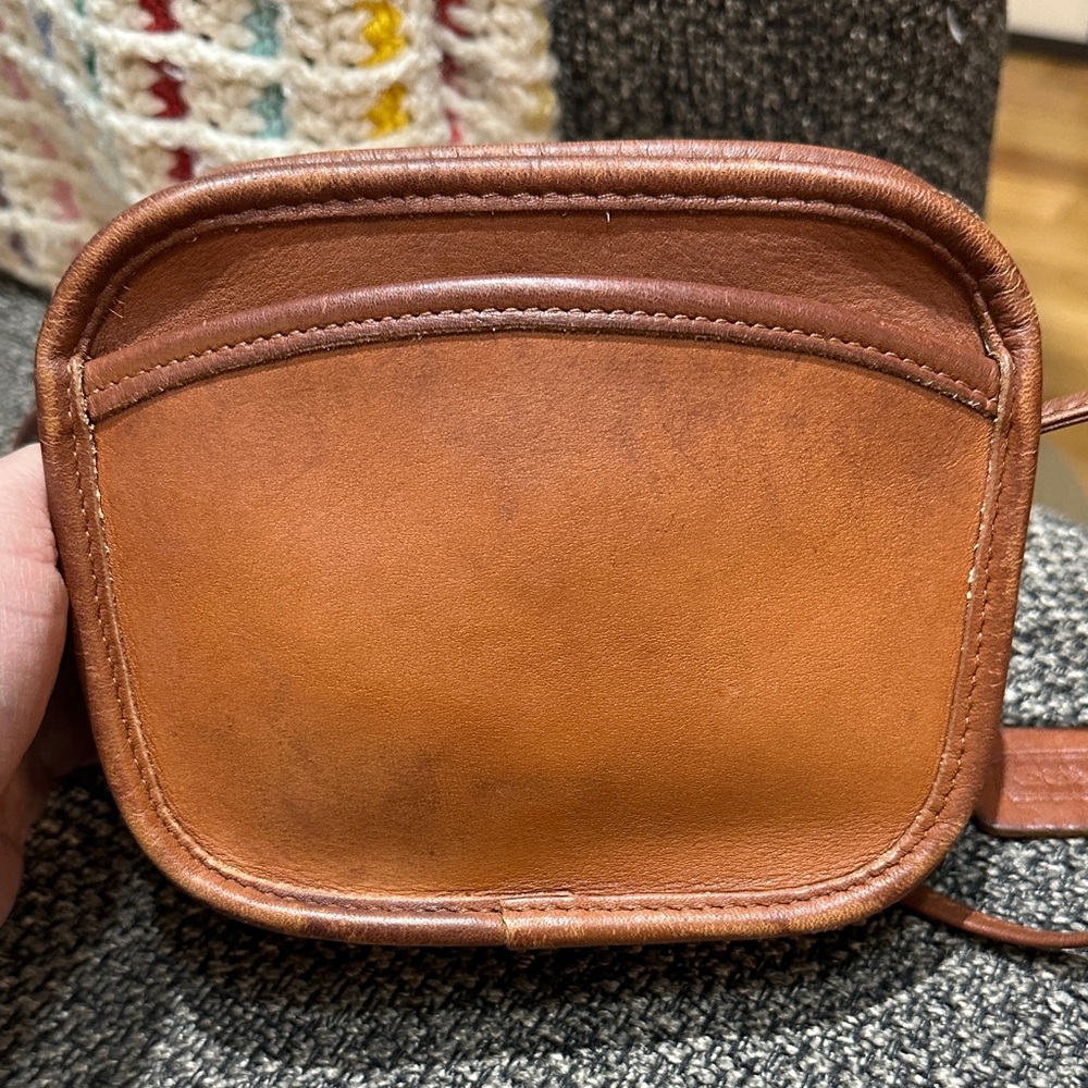 Coach Hadley Vintage 9935 Brown Leather Crossbody Bag - Picture 3 of 9